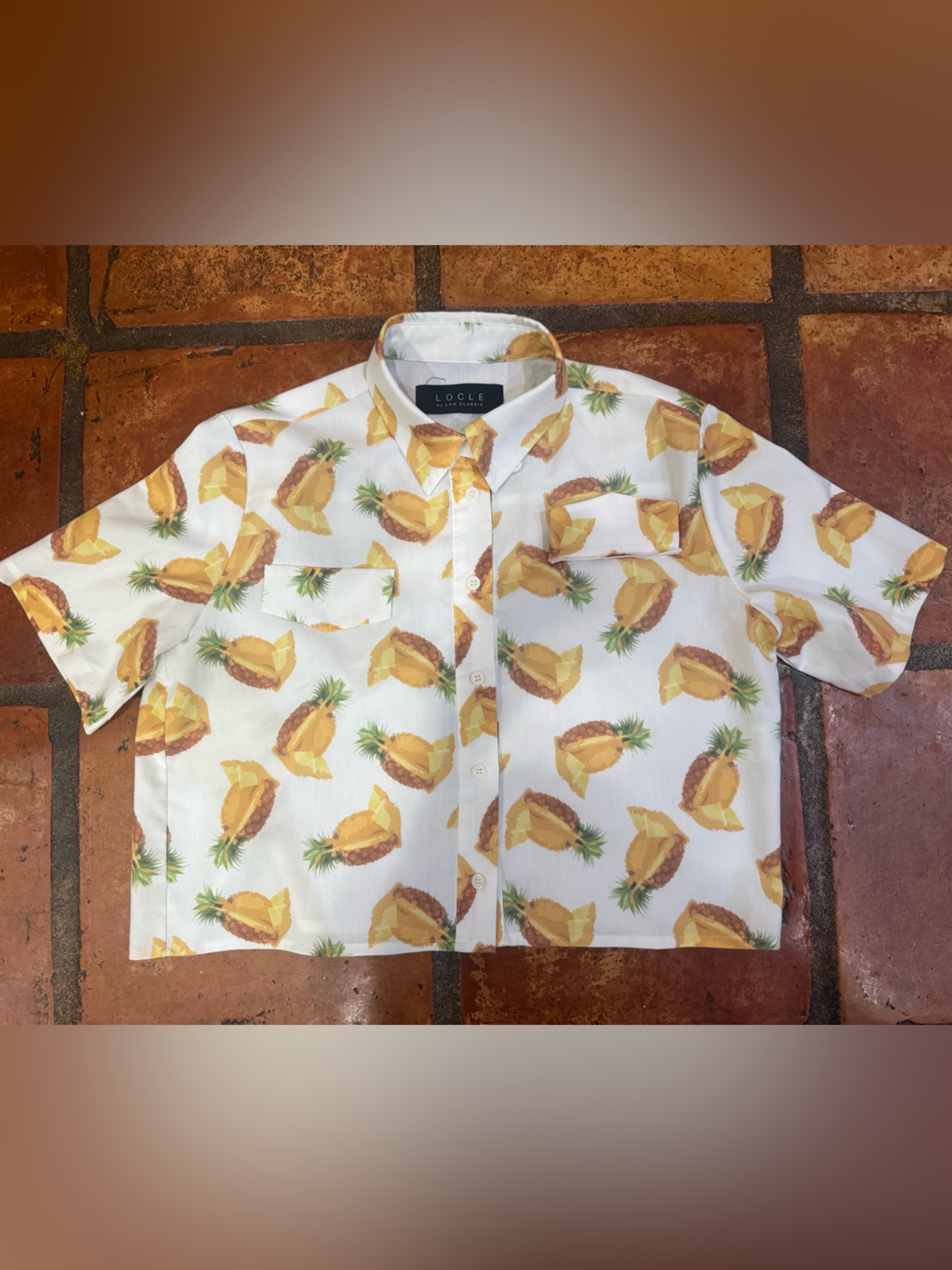 Locle By Low Classic Pineapple Cropped Button-Up Shirt